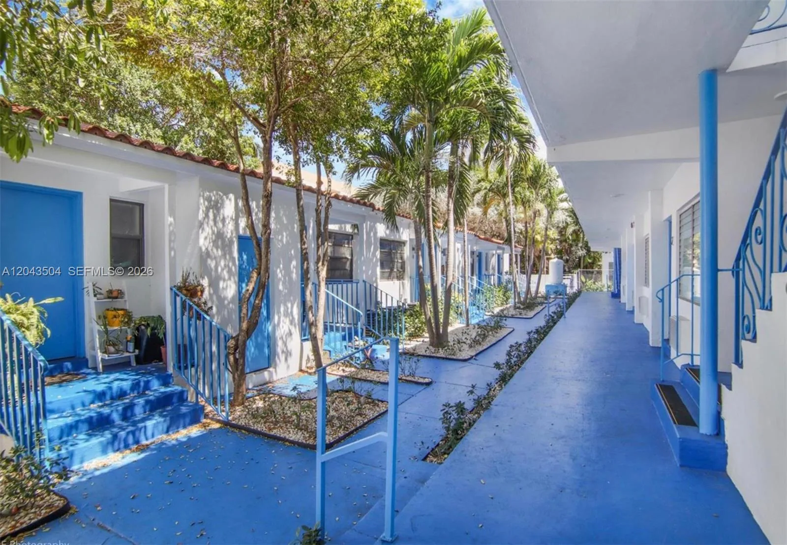 7717 Byron Ave, Miami Beach, FL 33141 photo 4