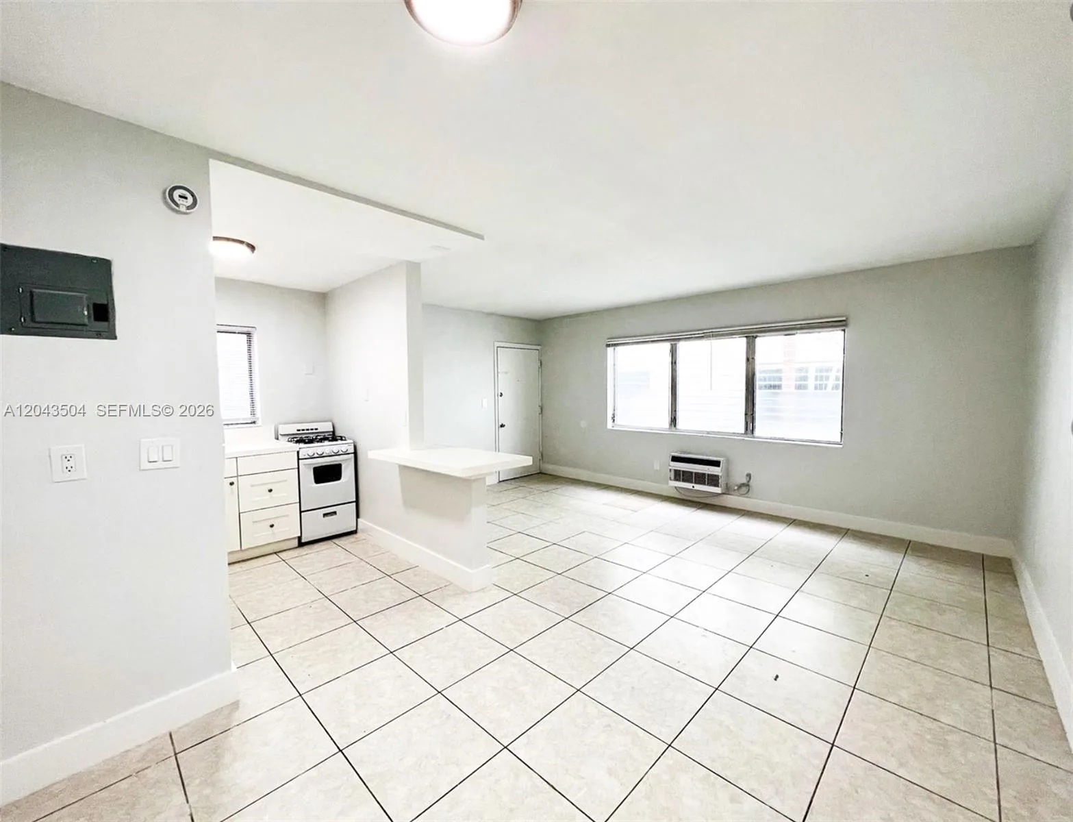 7717 Byron Ave, Miami Beach, FL 33141 photo 8
