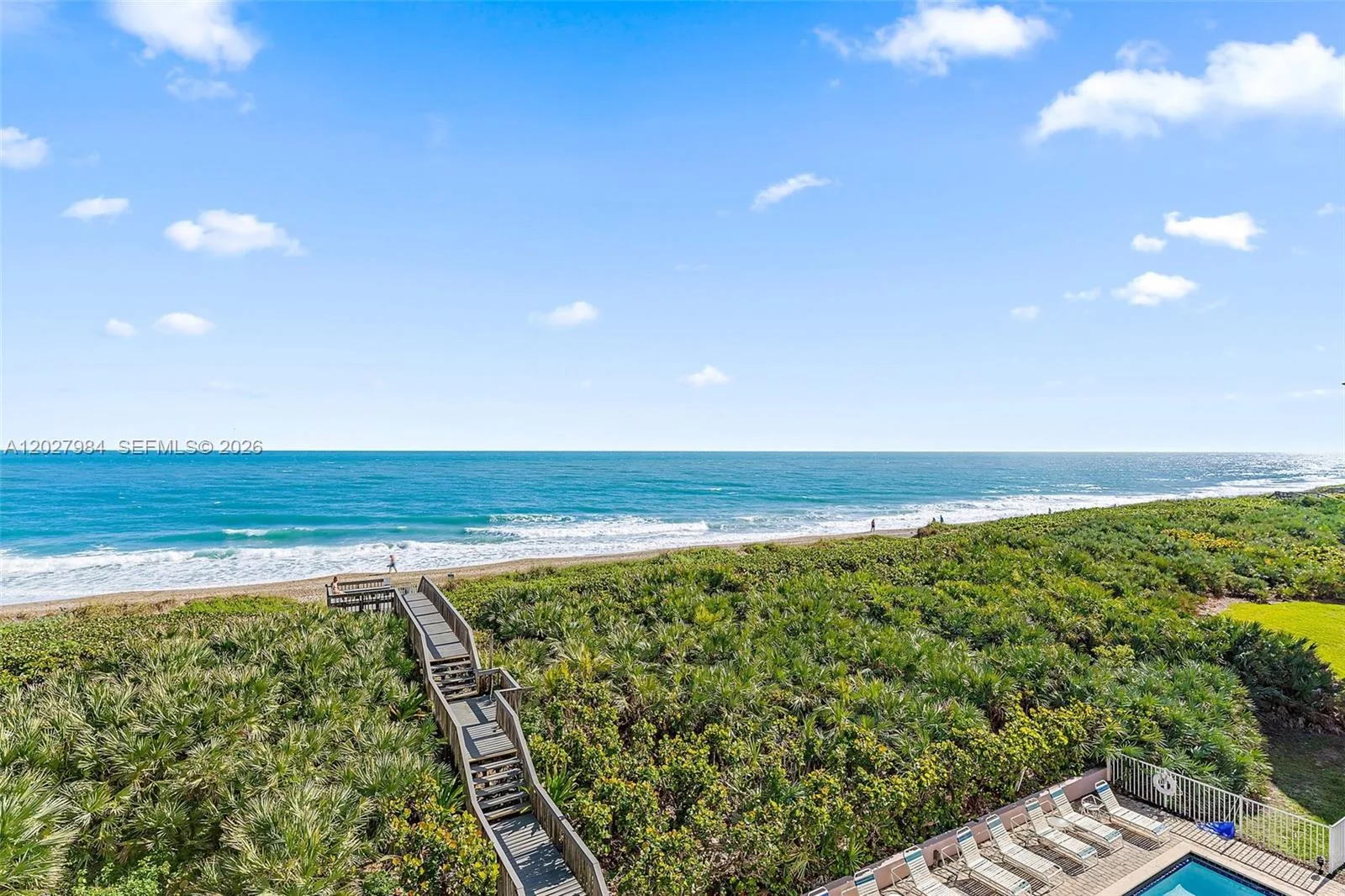429 NE Tradewind Ln # 305, Hutchinson Island, FL 34996