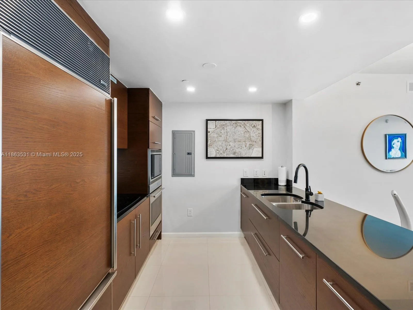 465 Brickell Ave # 4605, Miami, FL 33131 photo 13