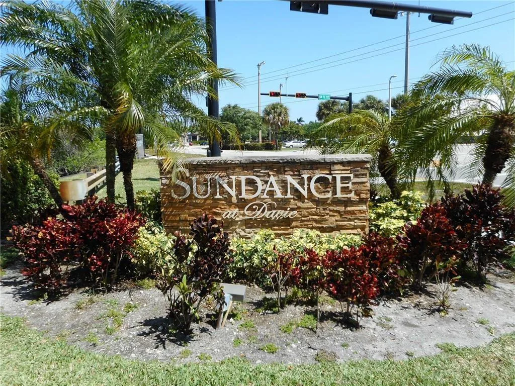 2736 S University Drive # 1104, Davie, FL 33328