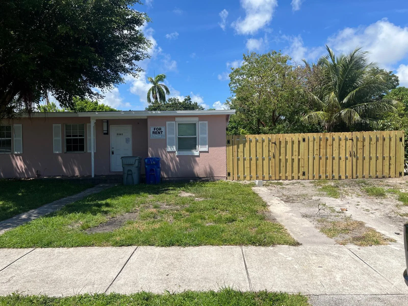 4721 NE 18th Avenue, Pompano Beach, FL 33064