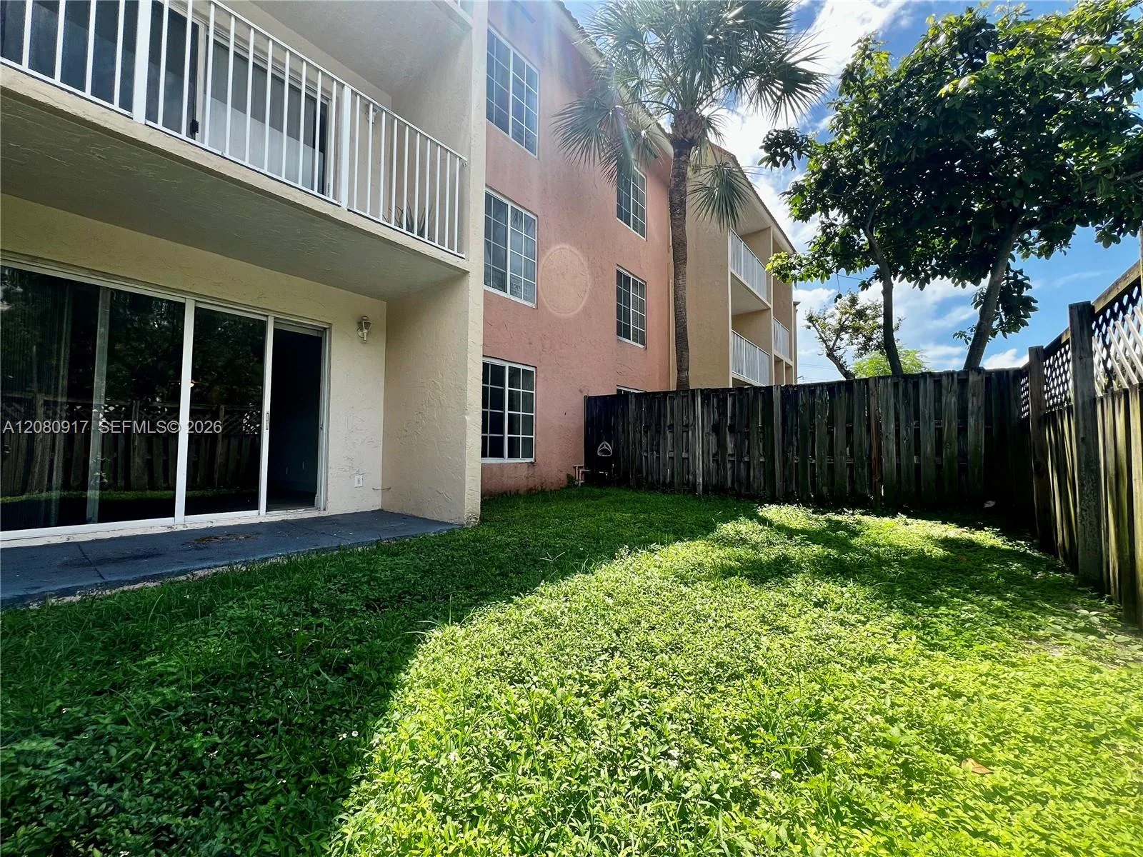 5201 Geneva Way # 109, Doral, FL 33166
