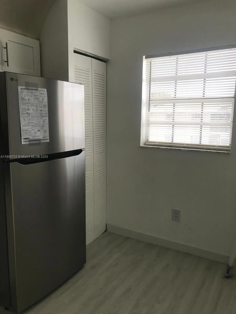 438 NE 210th Cir Ter # 203-4B, Miami, FL 33179 photo 8