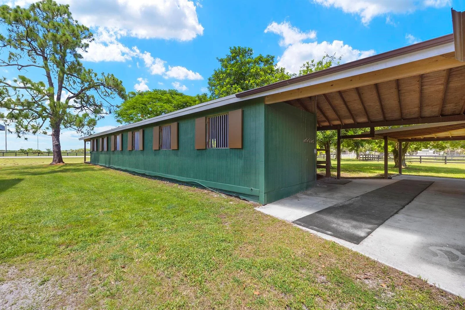 16031 Rustic Road, Wellington, FL 33470 photo 2