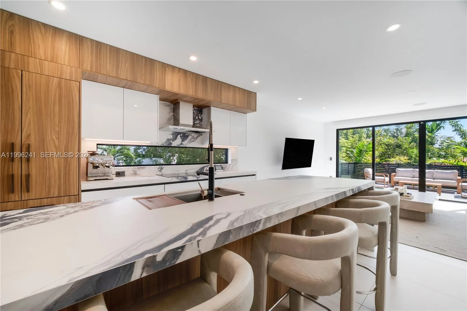 420 SW 15th Rd # 420, Miami, FL 33129 photo 12