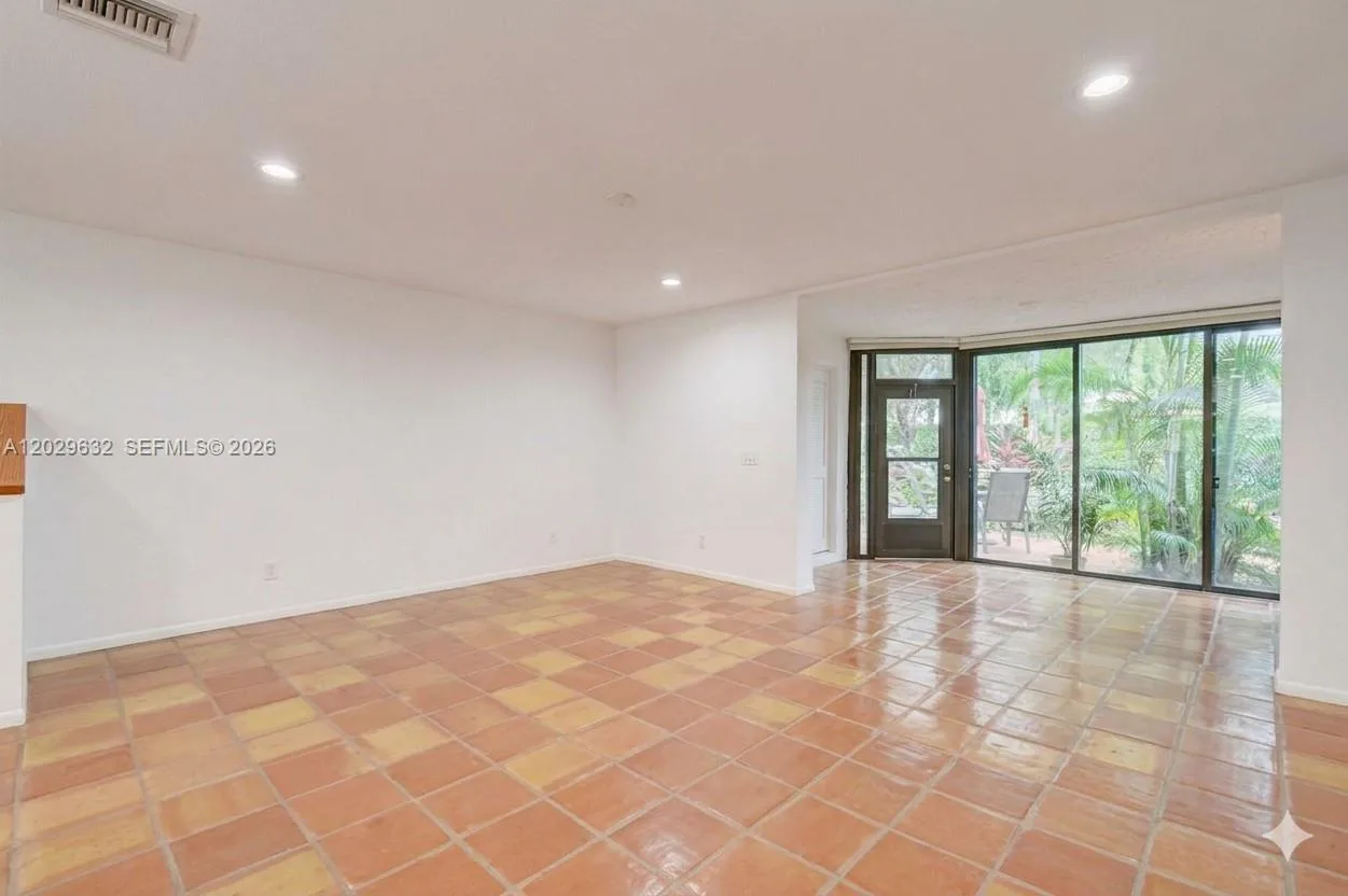 5375 10th Fairway Dr # 2, Delray Beach, FL 33484 photo 8
