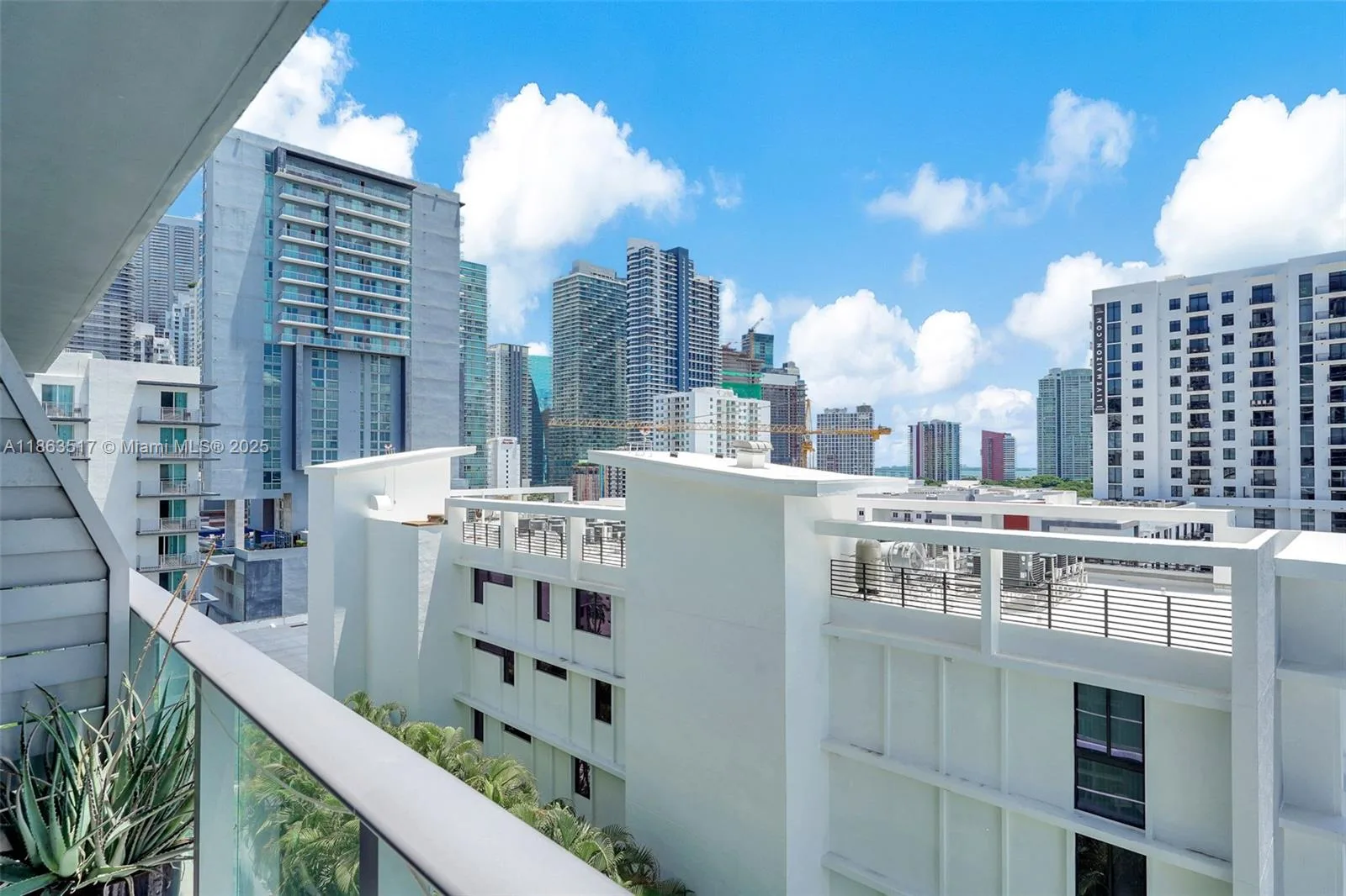 1010 SW 2nd Ave # 1010, Miami, FL 33130 photo 4