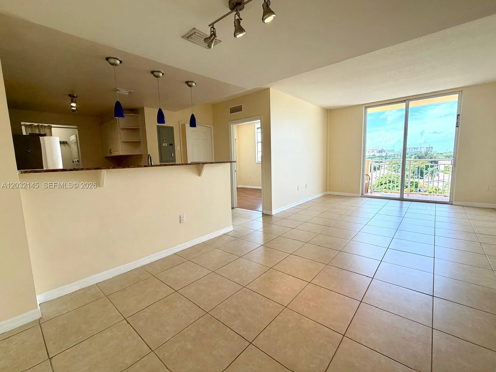 215 SW 42nd Ave # 708, Miami, FL 33134