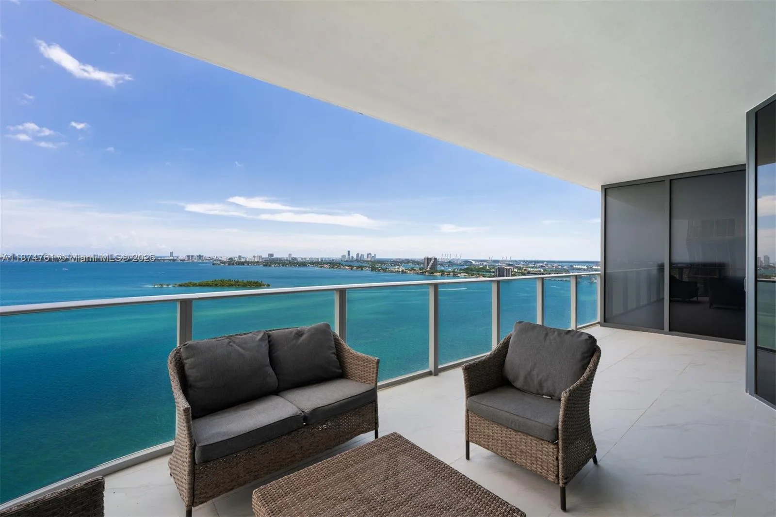 700 NE 24th St # 2201, Miami, FL 33137