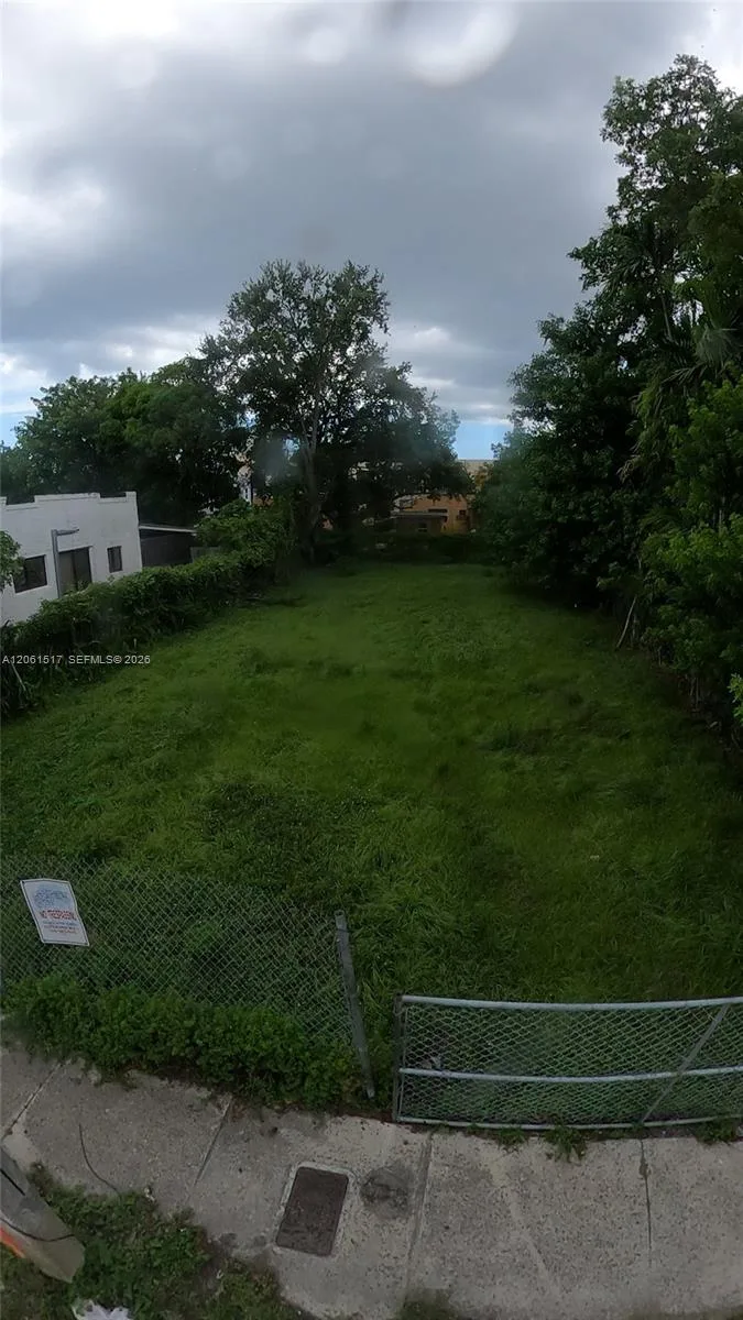 1036 NW 31st St, Miami, FL 33127 photo 8
