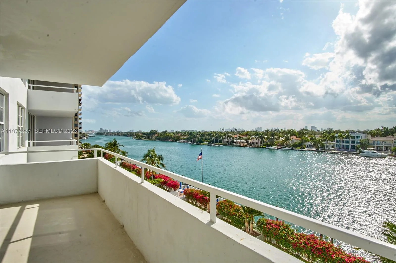 5700 Collins Ave # 5L, Miami Beach, FL 33140 photo 2