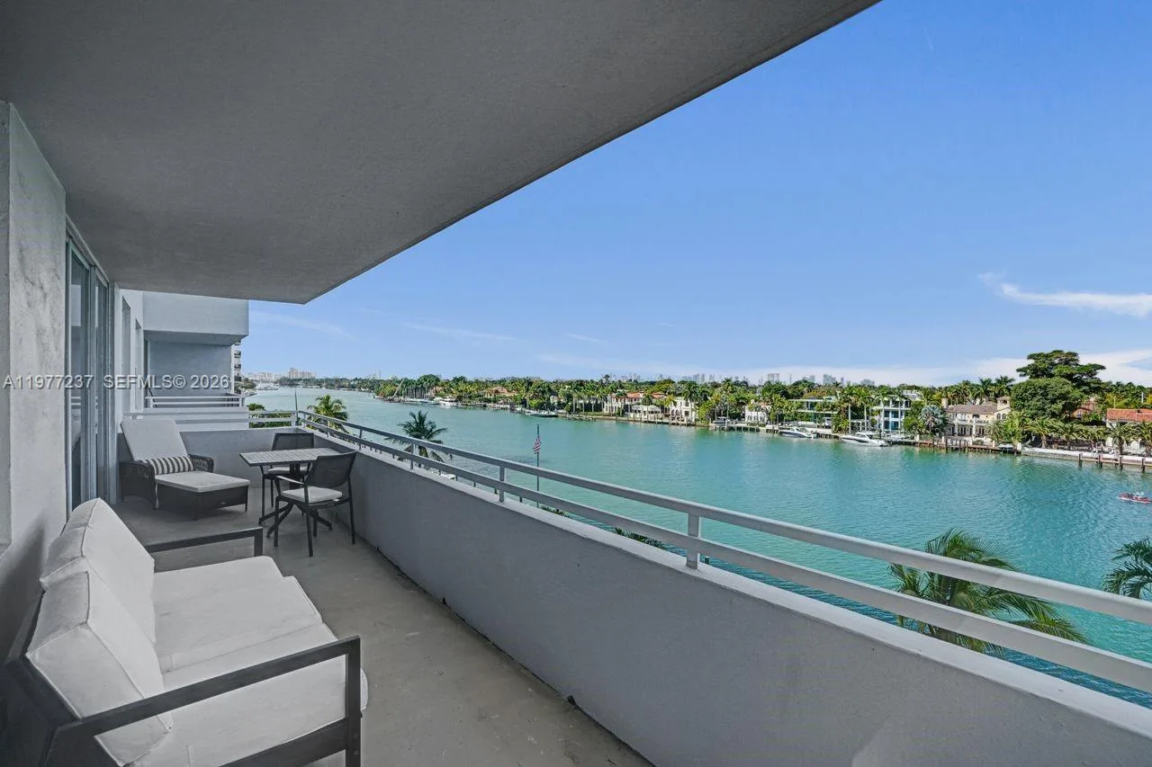 5700 Collins Ave # 5L, Miami Beach, FL 33140 photo 3