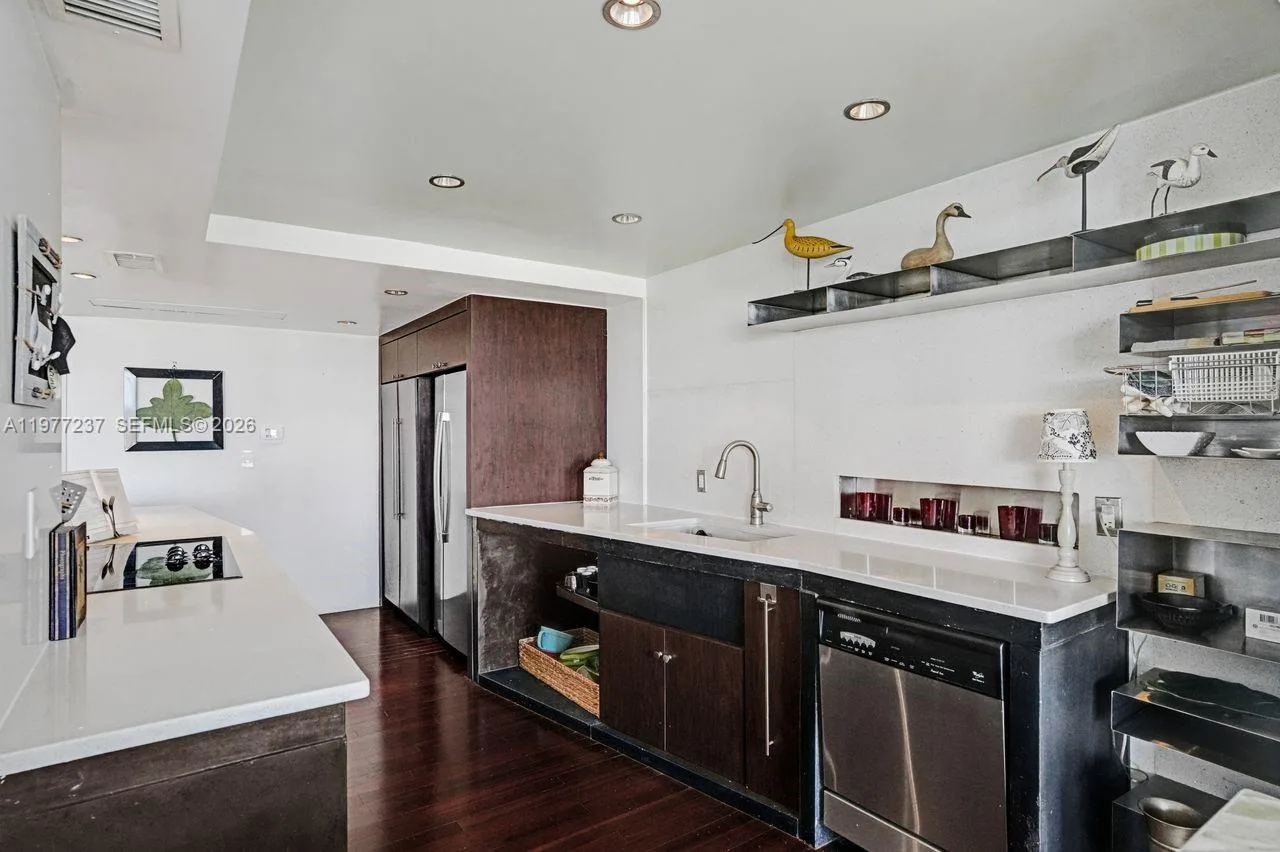 5700 Collins Ave # 5L, Miami Beach, FL 33140 photo 7