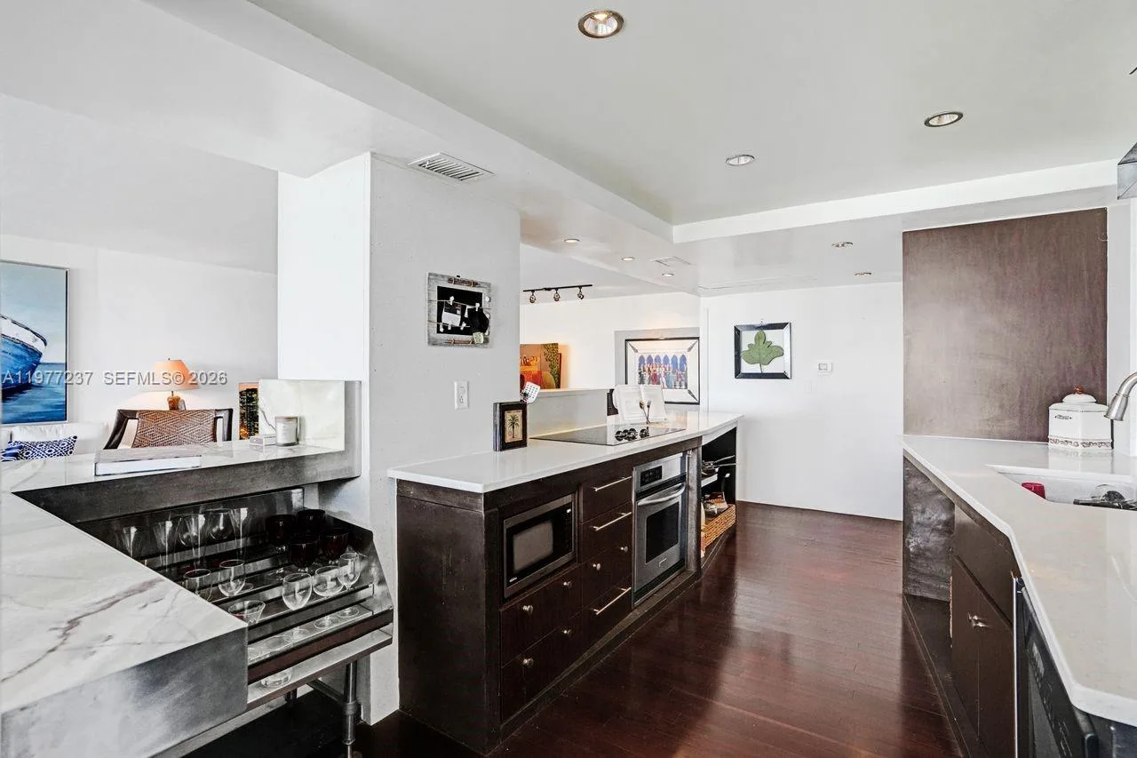 5700 Collins Ave # 5L, Miami Beach, FL 33140 photo 8