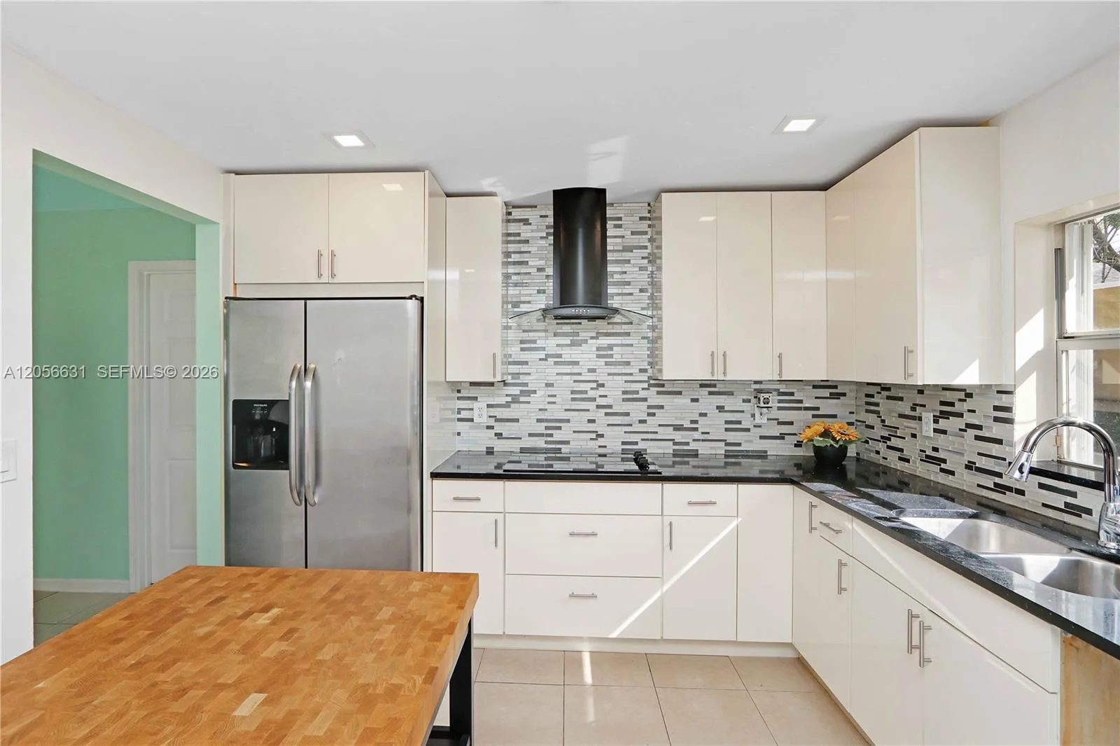 527 SE 21st Dr, Homestead, FL 33033 photo 8