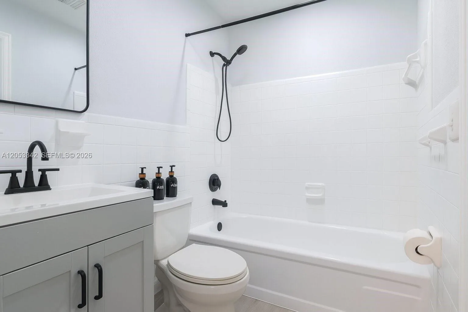 605 SW 14th Ter, Fort Lauderdale, FL 33312 photo 3