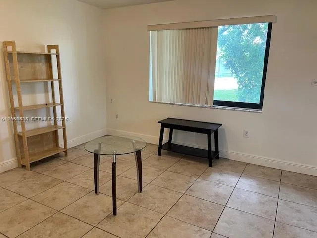 4605 SW 65th Ave, Davie, FL 33314 photo 2