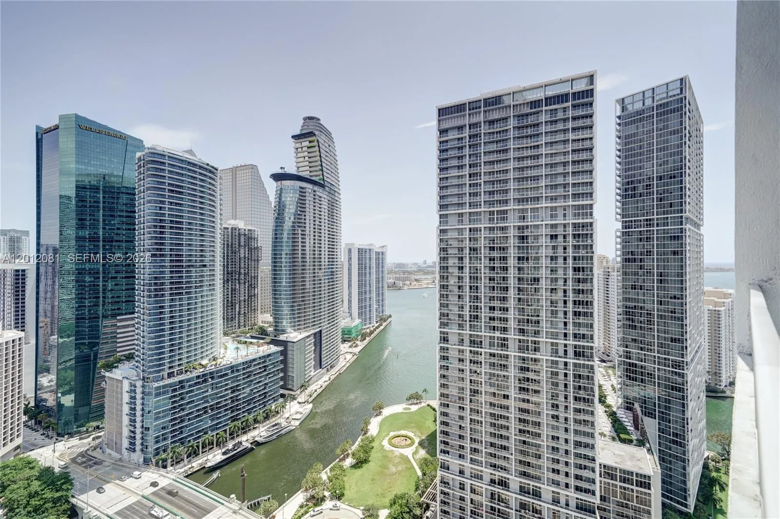 500 Brickell Ave # 3807, Miami, FL 33131