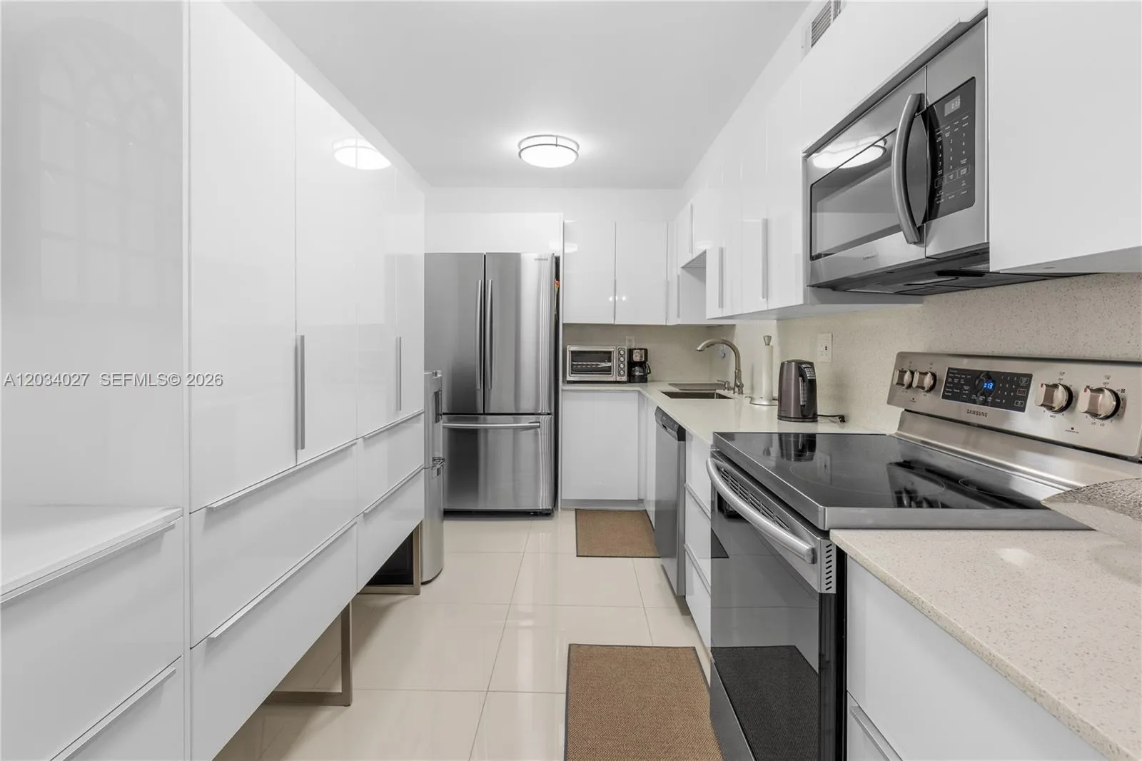 1849 S Ocean Dr # 212, Hallandale Beach, FL 33009