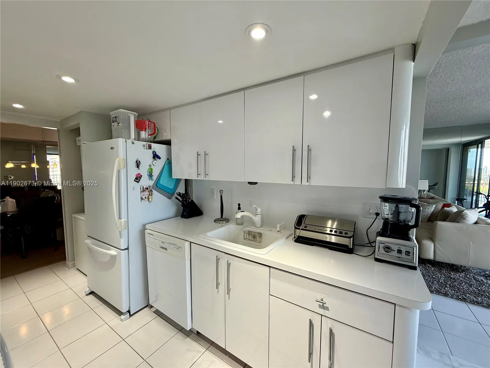 290 174th St # 2010, Sunny Isles Beach, FL 33160 photo 5