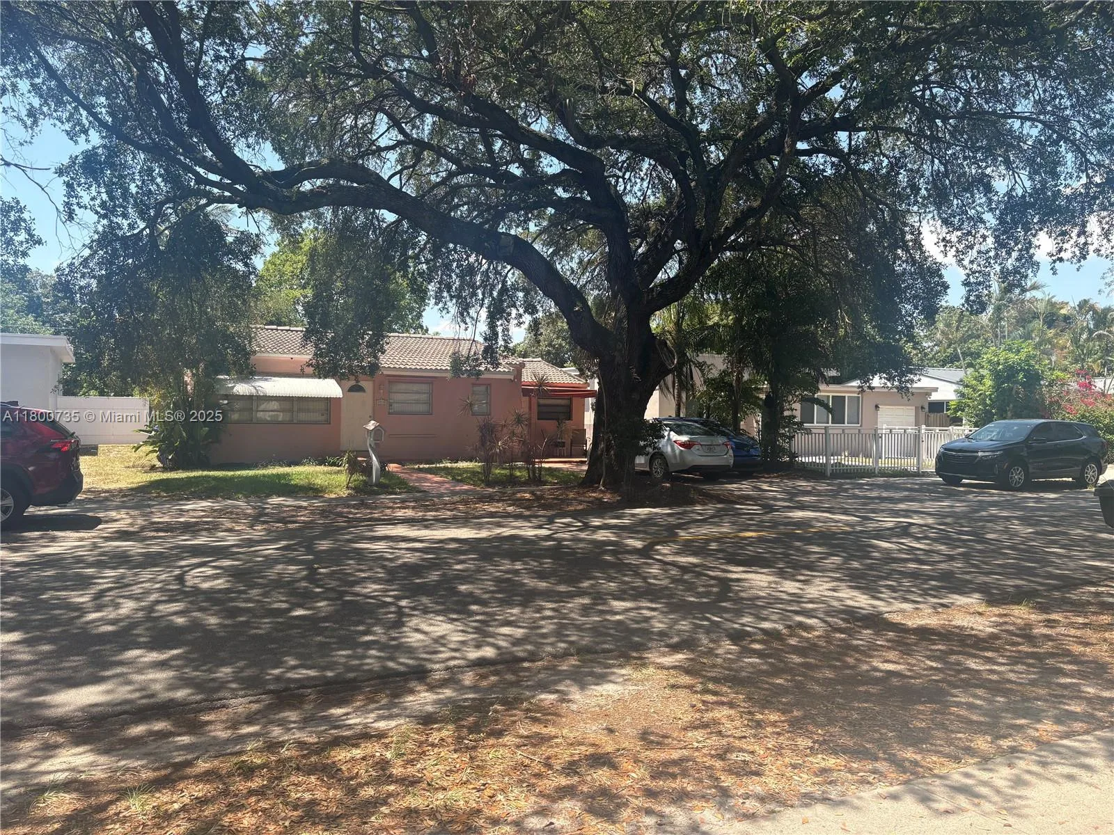 2530 Washington St, Hollywood, FL 33020 photo 3