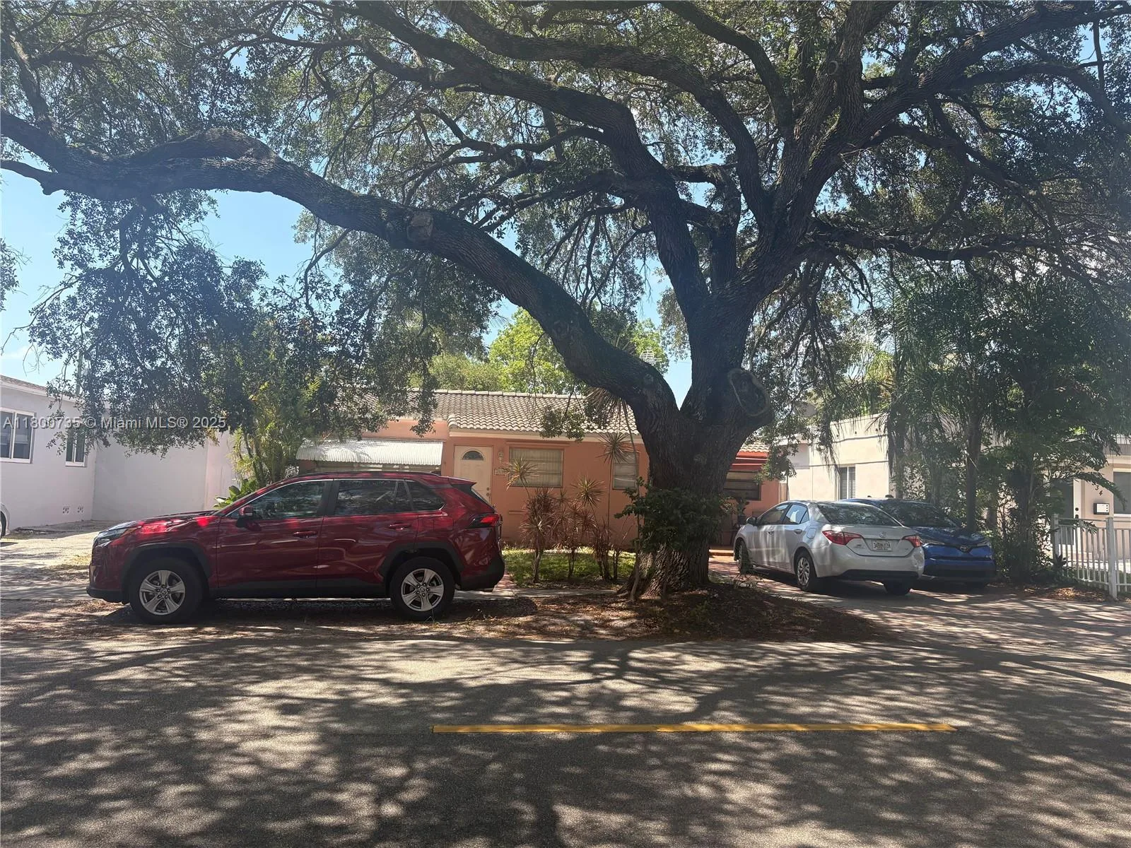 2530 Washington St, Hollywood, FL 33020 photo 4