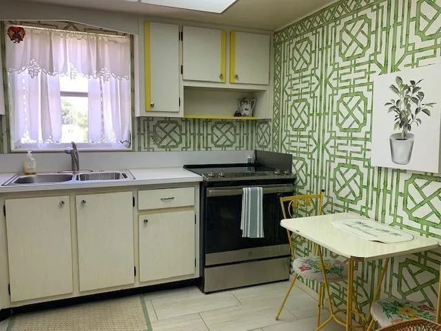 2916 Crosley Drive E # M, West Palm Beach, FL 33415 photo 9