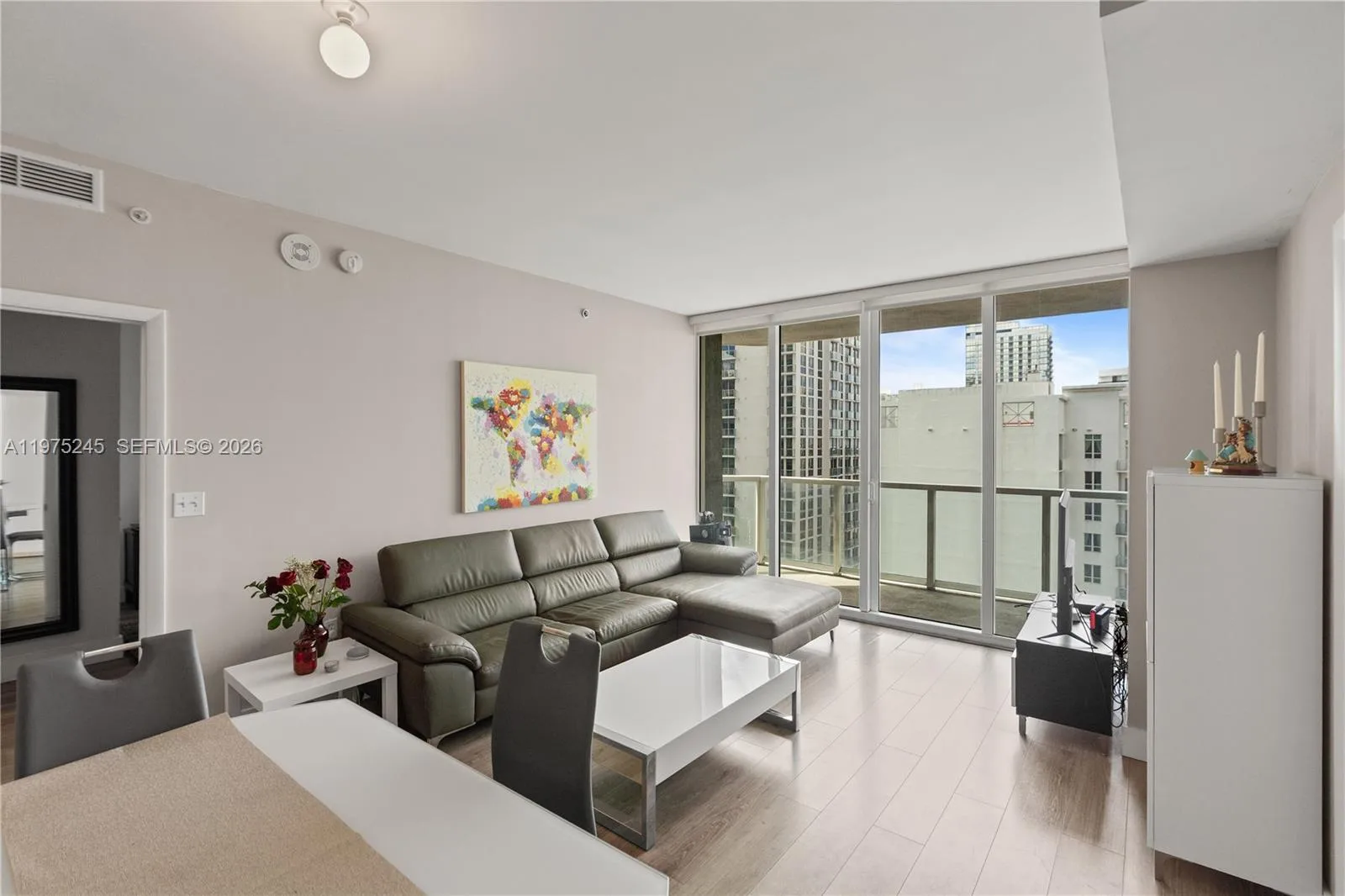 244 Biscayne Blvd # 2410, Miami, FL 33132 photo 4