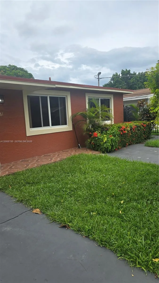 1161 NE 111th St # 1, Miami, FL 33161