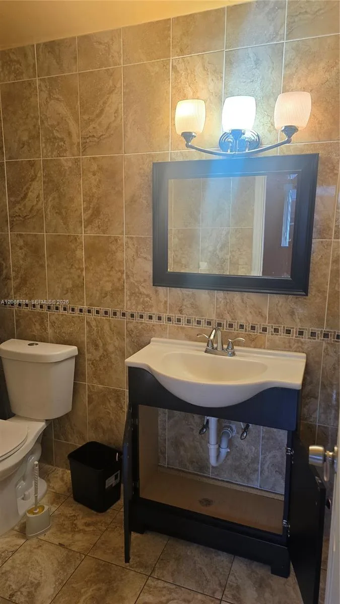 1161 NE 111th St # 1, Miami, FL 33161 photo 11