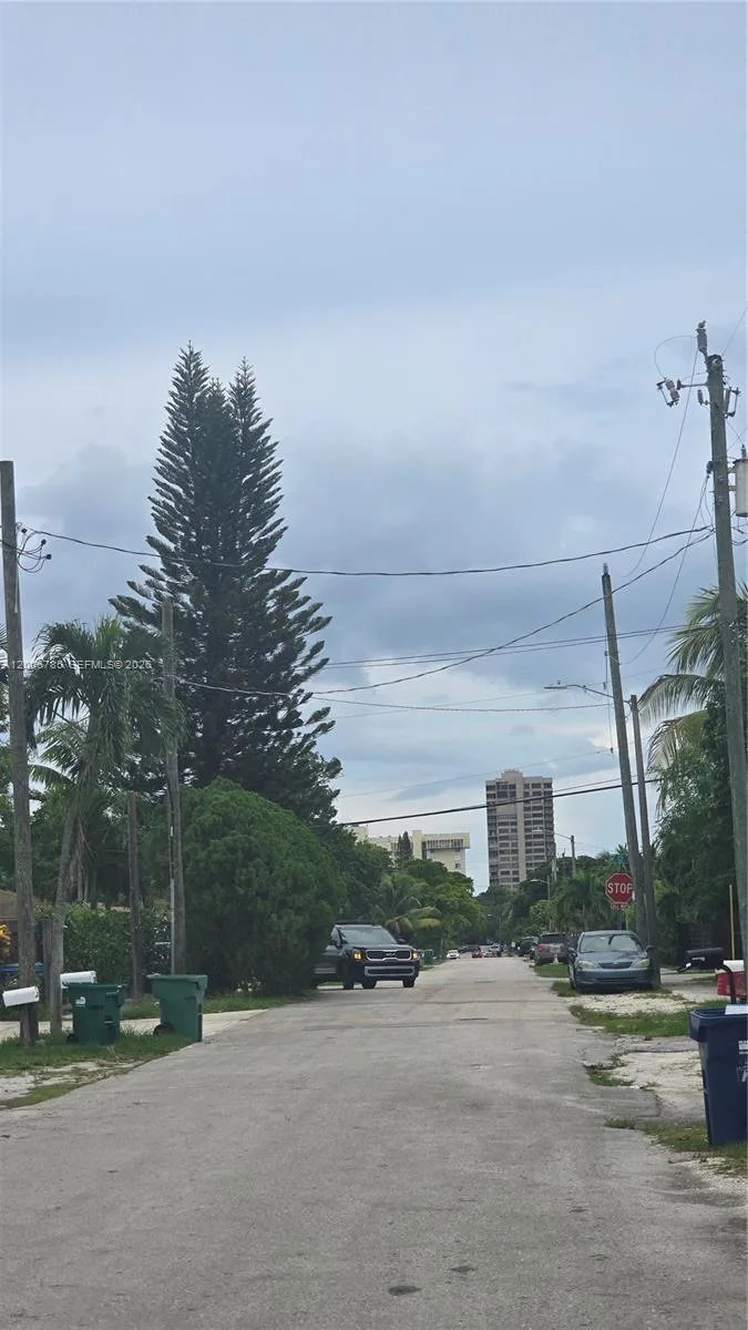 1161 NE 111th St # 1, Miami, FL 33161 photo 12