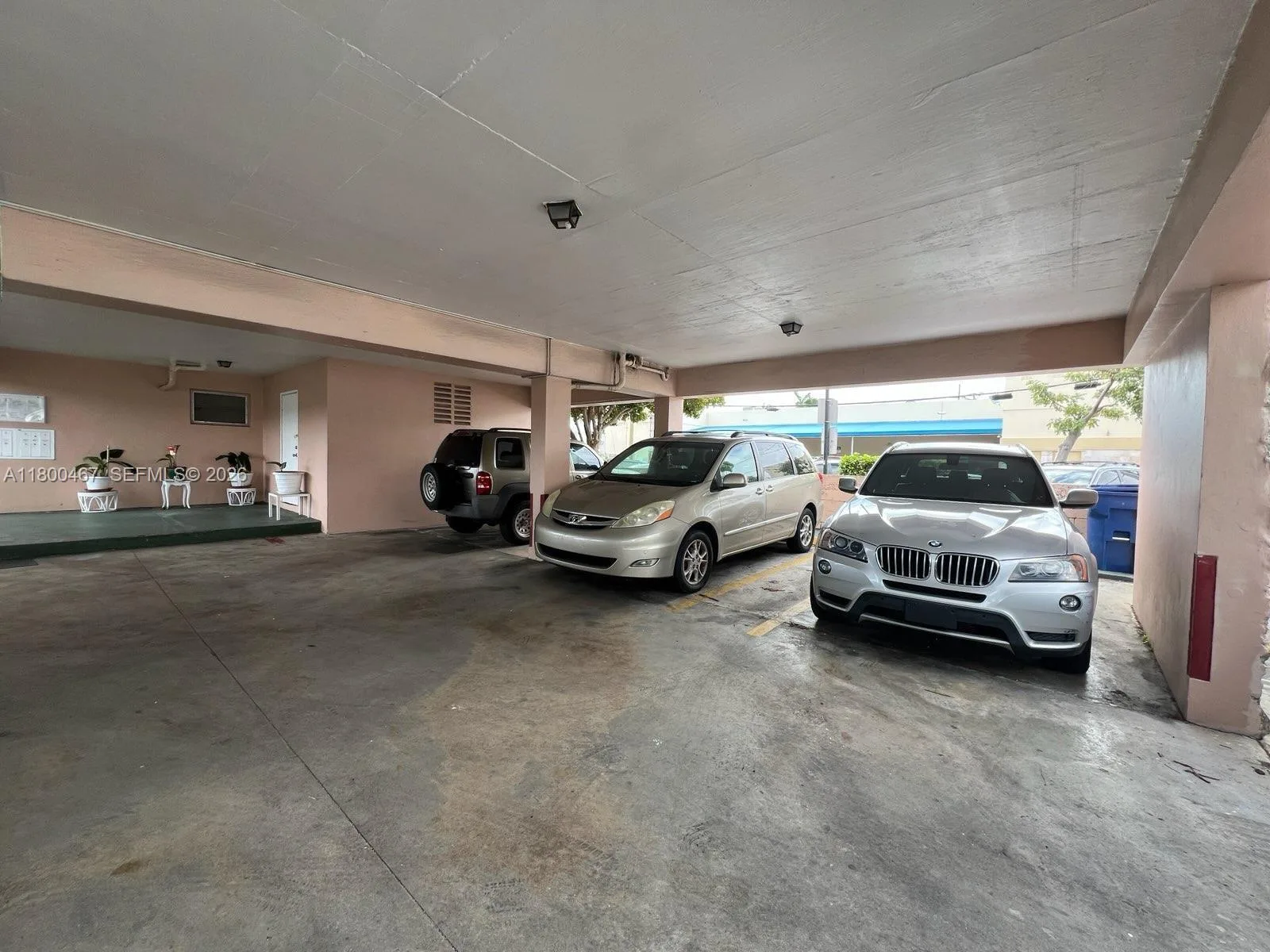 7125 Dickens Ave # 4, Miami Beach, FL 33141 photo 4