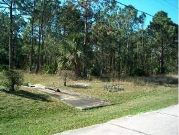 210 NW EMERSON Drive NW, Palm Bay, FL 32907