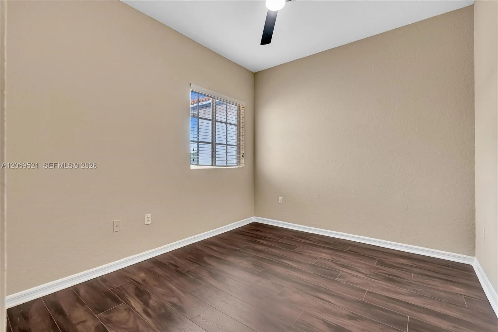 3530 NW 29th Ct, Lauderdale Lakes, FL 33311 photo 12
