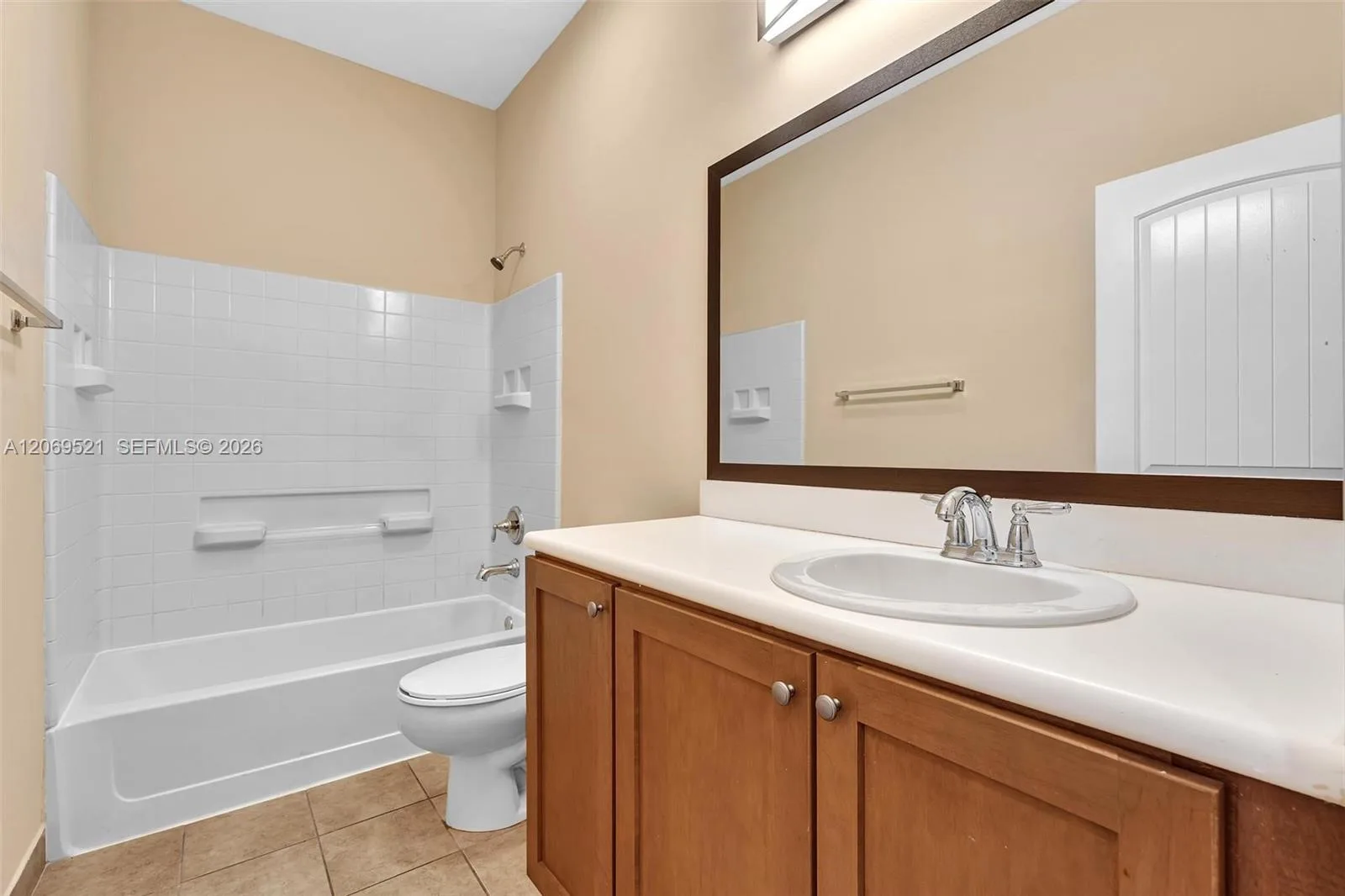 3530 NW 29th Ct, Lauderdale Lakes, FL 33311 photo 9