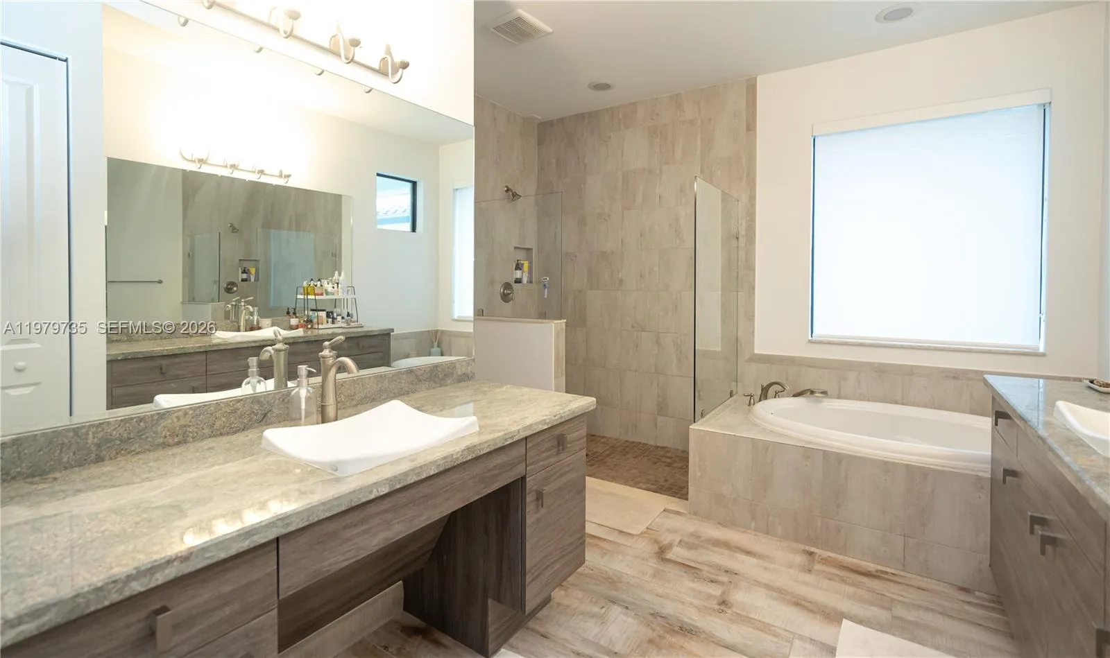 11826 SW 13th Ct, Pembroke Pines, FL 33025 photo 9