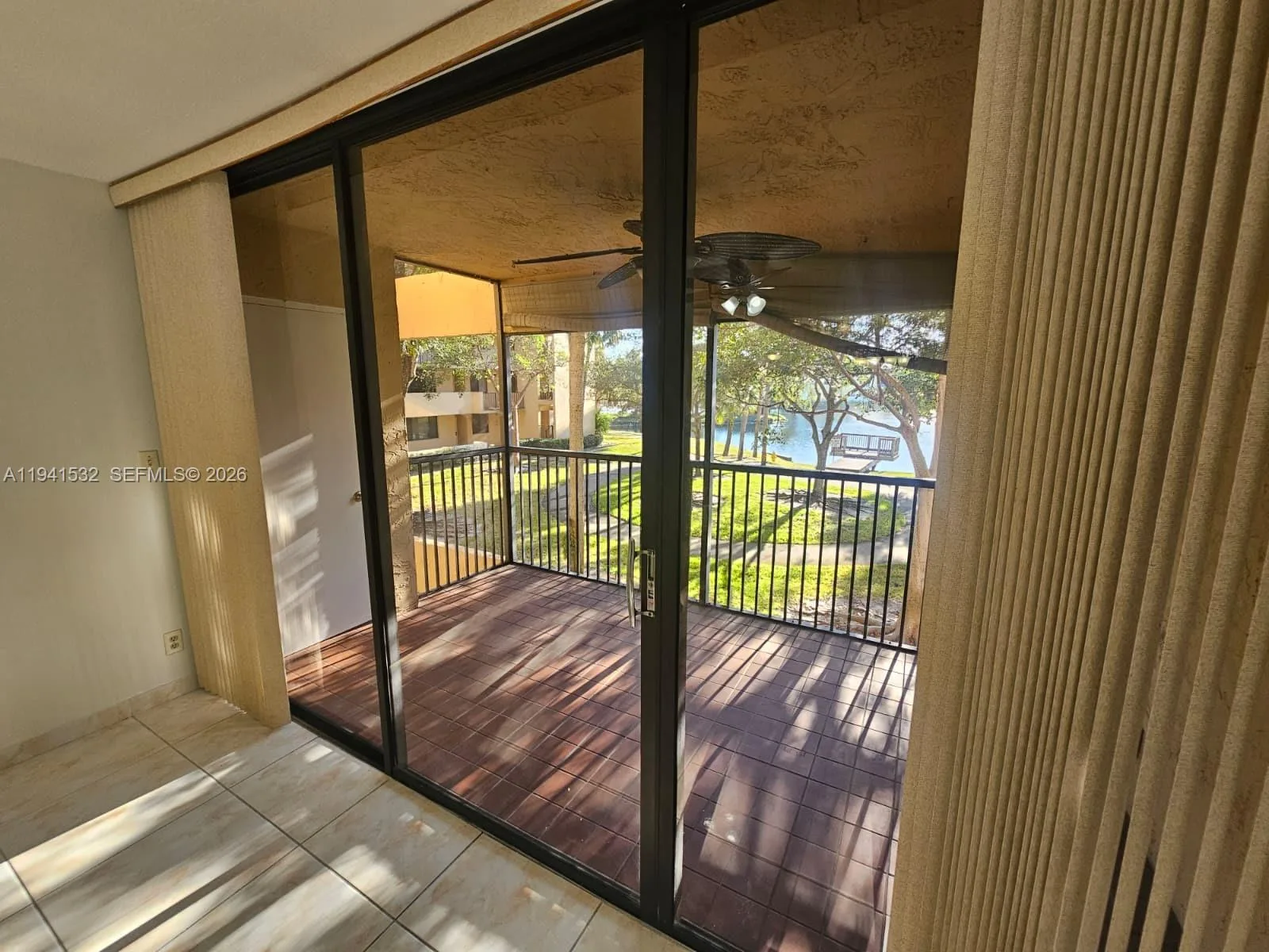 8592 W Sunrise Blvd # 209, Plantation, FL 33322