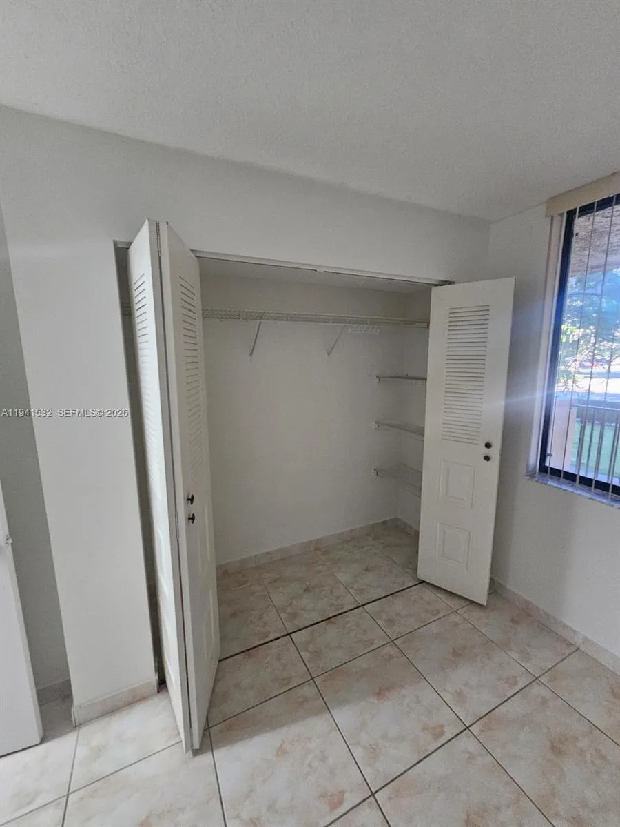8592 W Sunrise Blvd # 209, Plantation, FL 33322 photo 9
