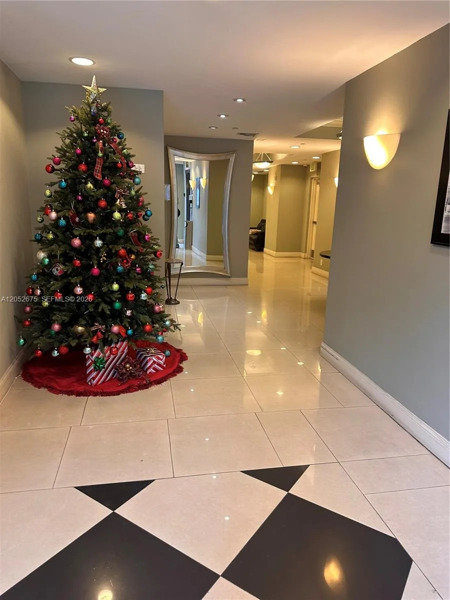 111 E Flagler St # 410, Miami, FL 33131 photo 6