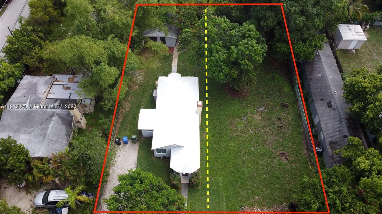 1140 NW 4th Ave, Fort Lauderdale, FL 33311 photo 2