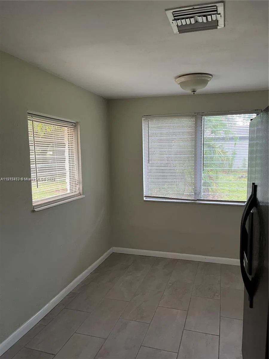 1140 NW 4th Ave, Fort Lauderdale, FL 33311 photo 5