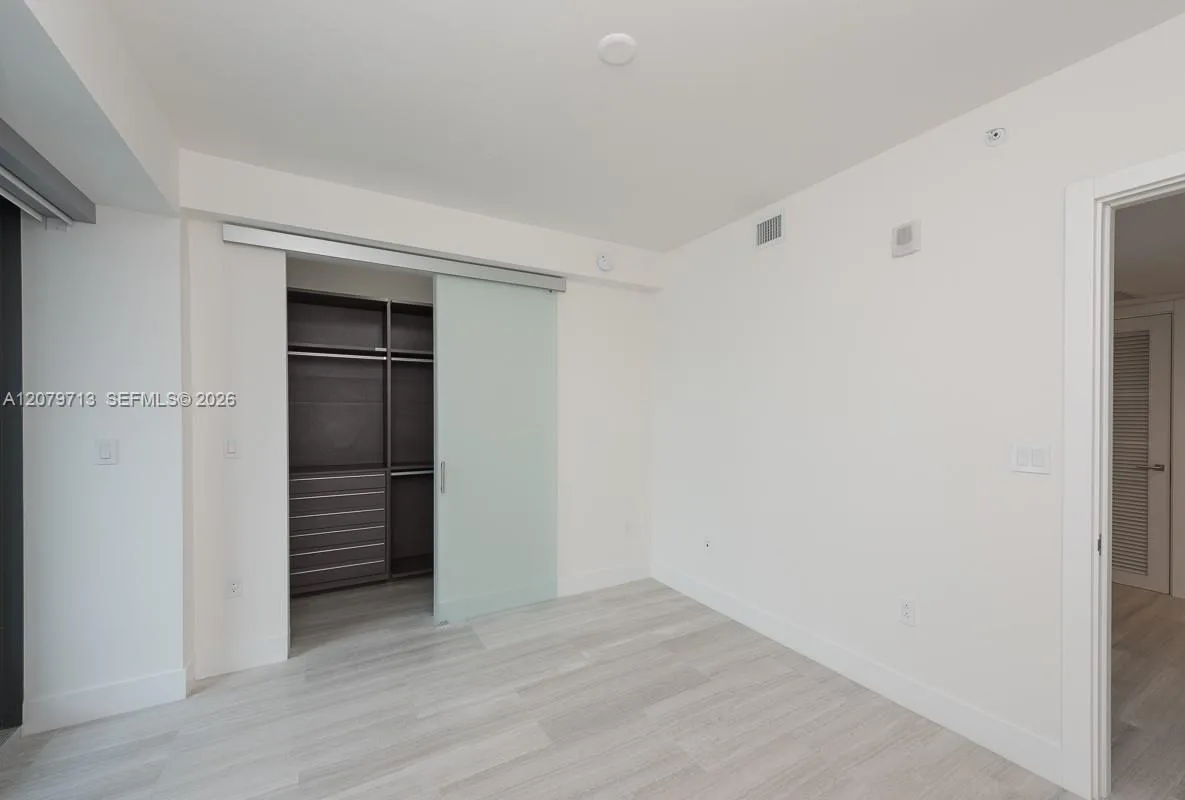 1451 Brickell Ave # 2206, Miami, FL 33131 photo 9