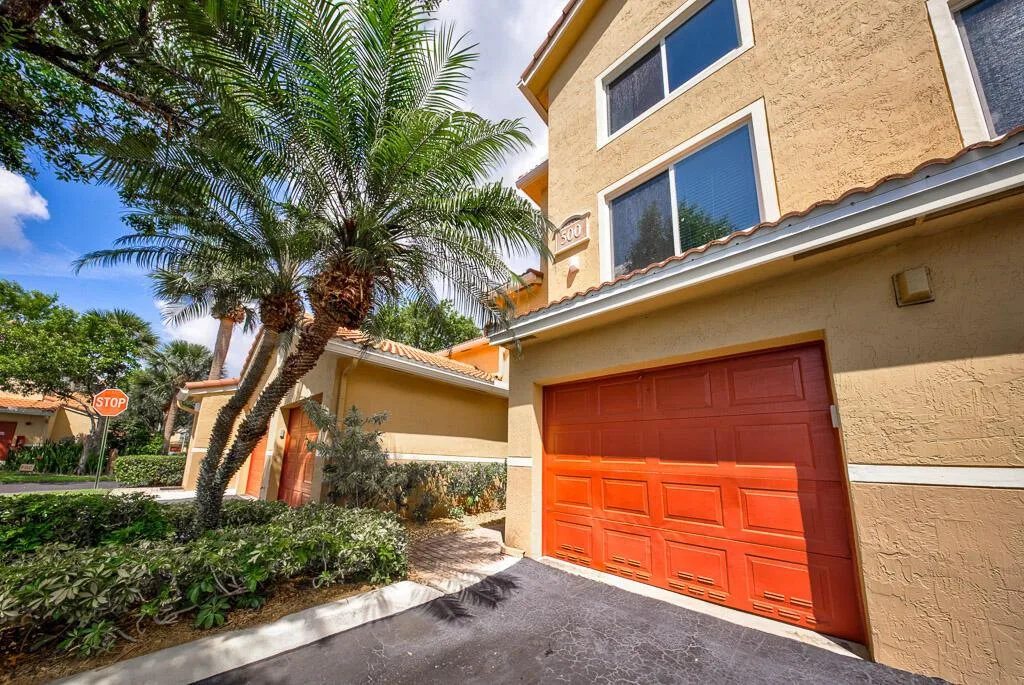 500 Scotia Drive # 302, Hypoluxo, FL 33462
