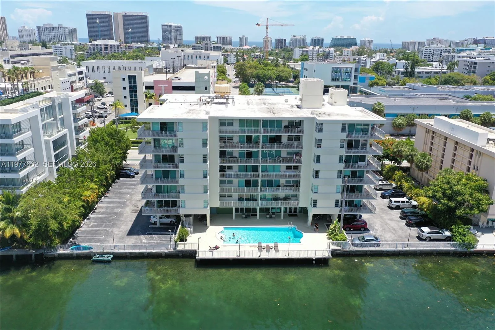 St Regis Apartments – photo 18