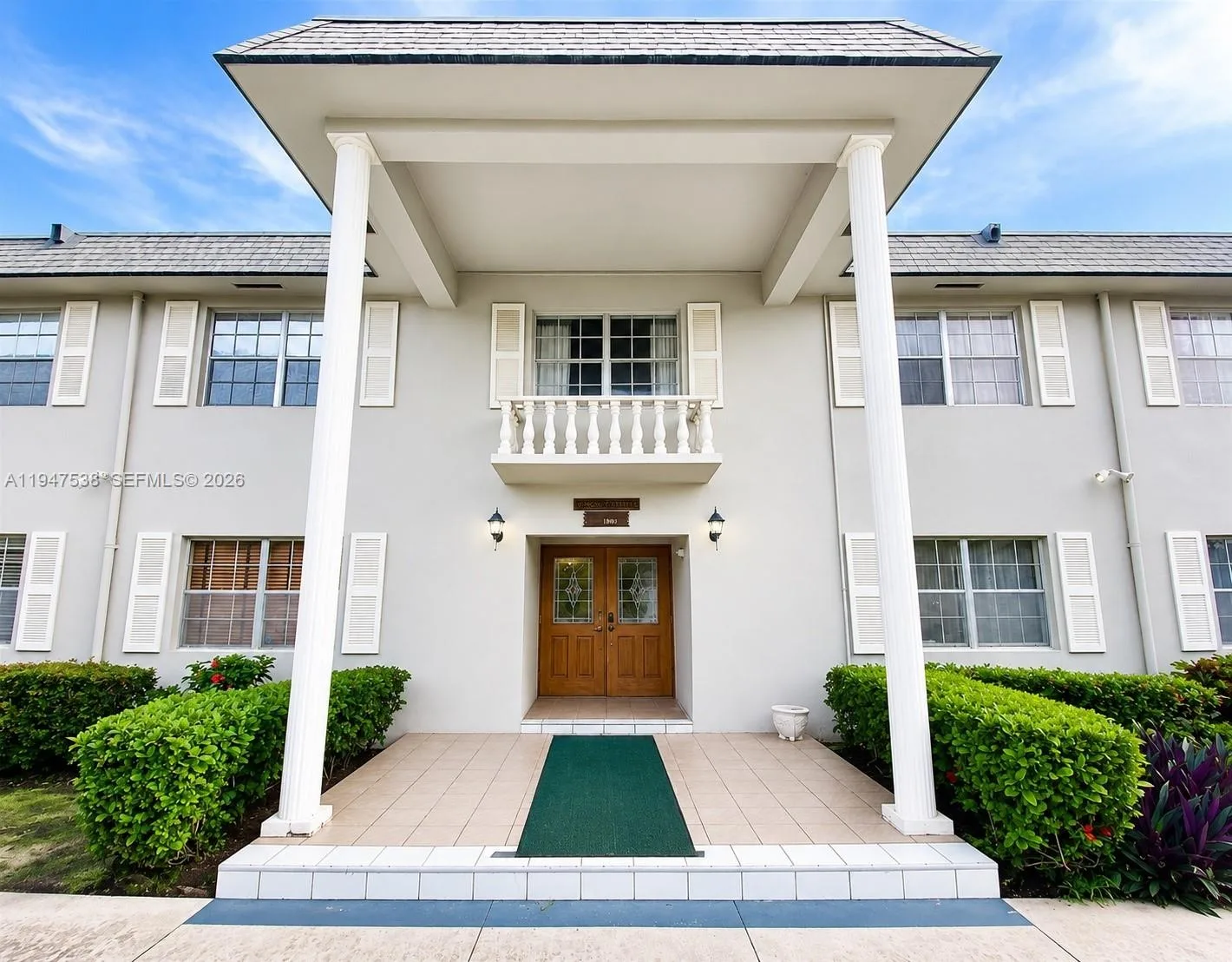 1520 Mckinley St # 216E, Hollywood, FL 33020