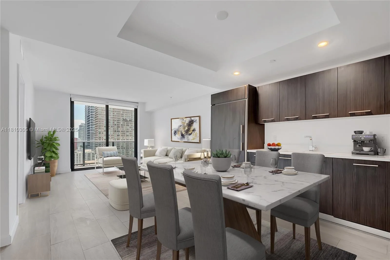 45 SW 9th St # 2105, Miami, FL 33130