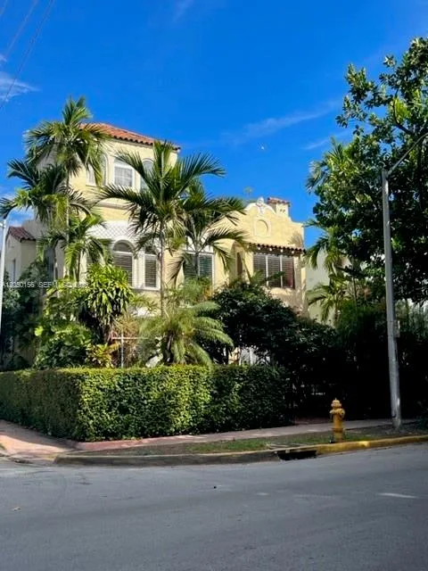 1361 Meridian Ave # 5, Miami Beach, FL 33139 photo 2