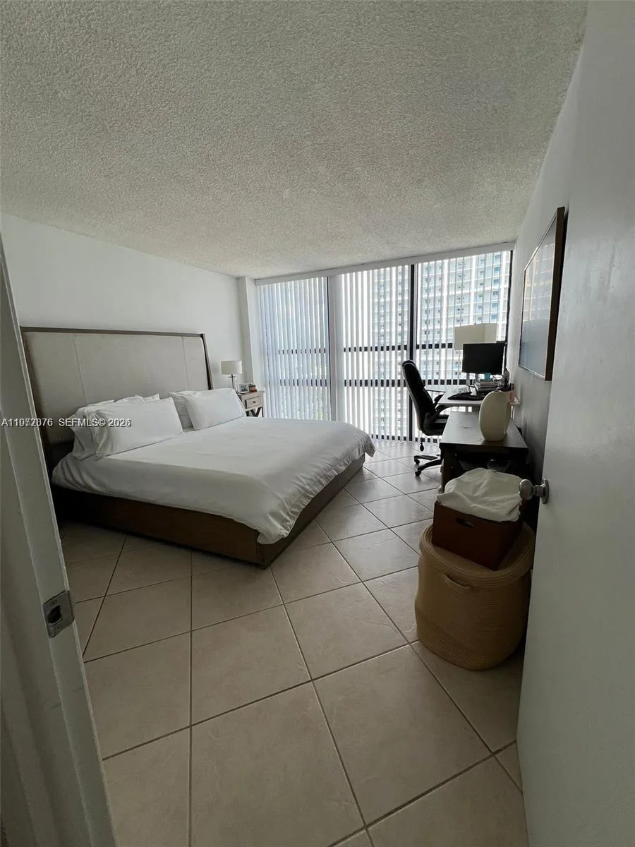 600 NE 36th St # 1909, Miami, FL 33137 photo 9