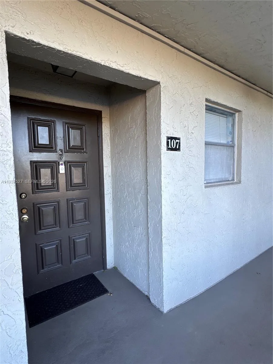 6080 NW 44th St # 107, Lauderhill, FL 33319 photo 4